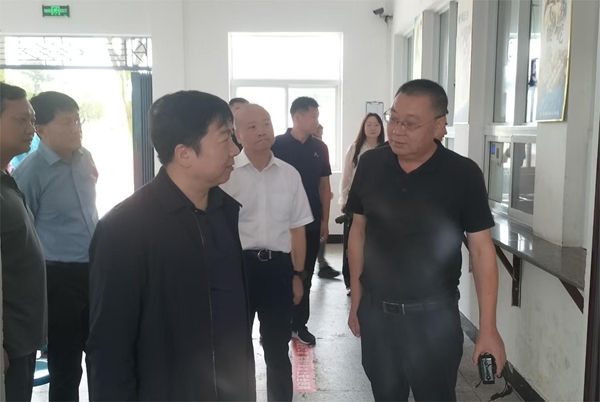 B体育：潜山市人大常委会到潜山市黄铺镇中心学校督查民生实事项目实施情况(图3)