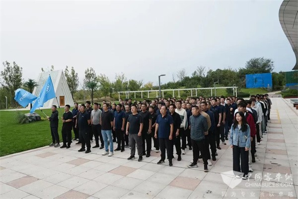 “强力战略引领坚定落地执行”福田图雅诺2025年十一营销会顺利召开(图2)