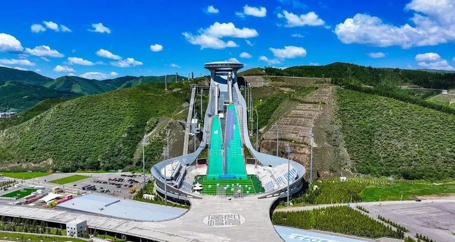 冬奥场馆从“一赛成名”到“四季皆火”(图1)