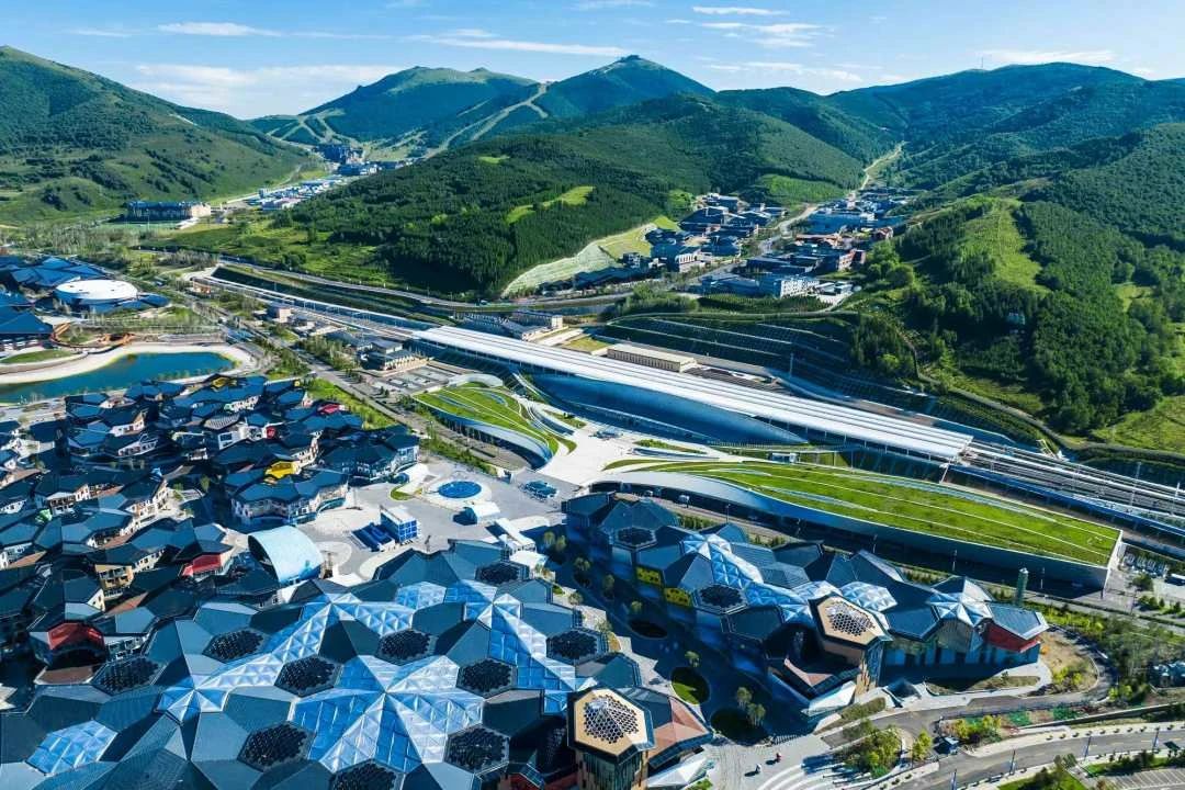 冬奥场馆从“一赛成名”到“四季皆火”(图2)