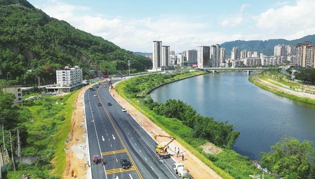 B体育：百日争渡势如虹奋楫扬帆立新功(图2)