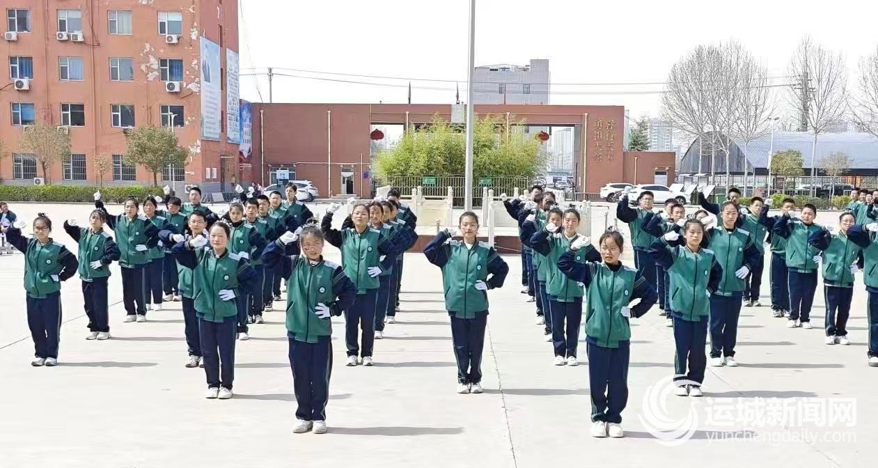 让每个孩子动起来(图2)