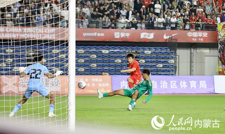 B·sport（中国体育）：蒙超出圈激情不止绿茵场(图7)