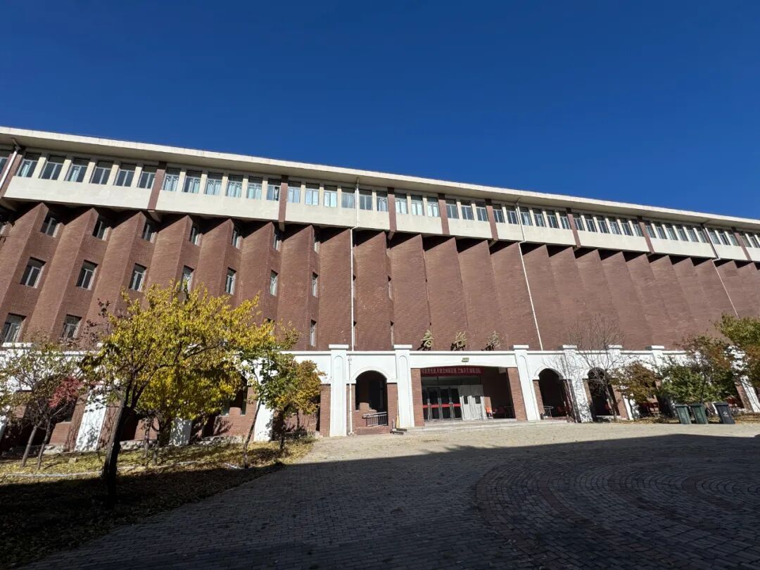 包头市住建局代建中心以专业实力绘就城市发展新图景(图2)