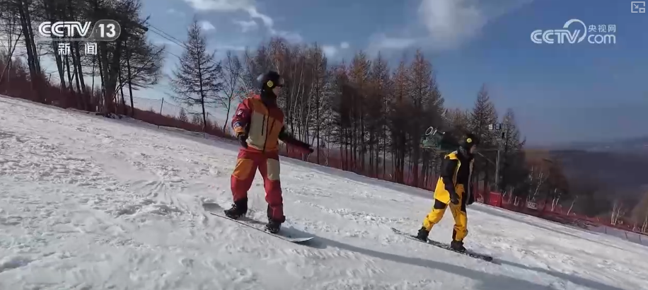 B体育：“体育+”搭台拓展新机遇、新场景“赛事引流+场景延伸+产业联动”撬动经济新引擎(图9)