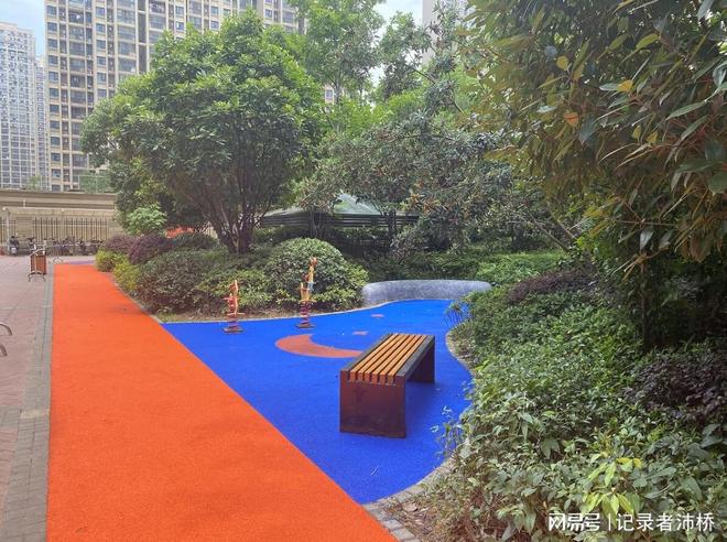 B·sport（中国体育）：塑胶跑道优质厂家口碑榜：自结纹塑胶跑道五家企业用实力诠释品质(图2)