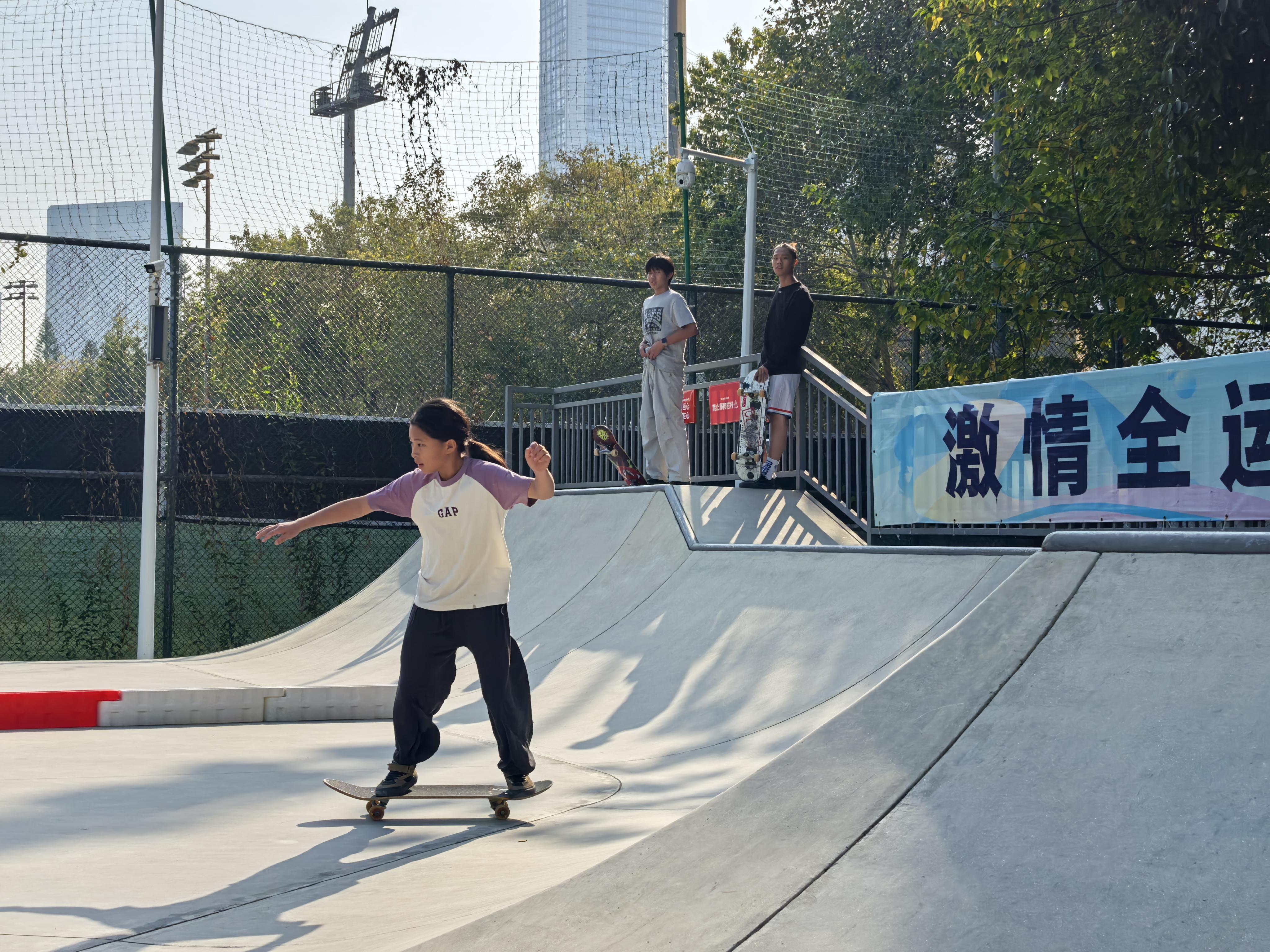 羊城健身地图悄然升级：智慧步道、滑板公园、焕新赛场见证广州全民健身发展新图景(图4)