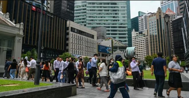 新加坡10大前景好、工资远超平均收入的工作！毕业生、转换跑道者必看！(图1)