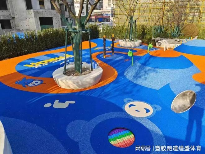 全塑型塑胶跑道：揭秘主要材料打造卓越运动场地(图2)