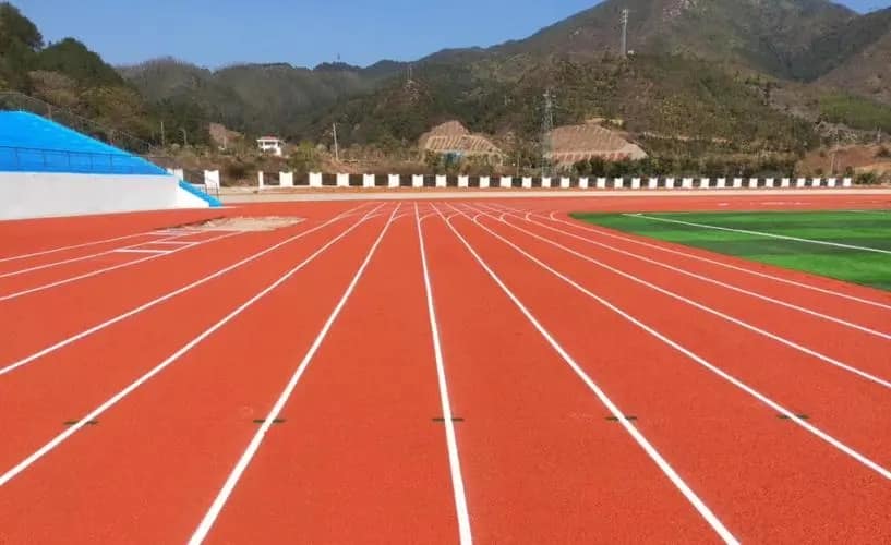 你知道什么样的场地用什么样的塑胶跑道材料吗？(图1)