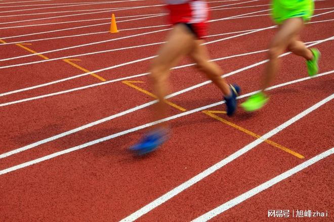 B体育：2026预制式塑胶跑道中学操场厂家选型(图1)