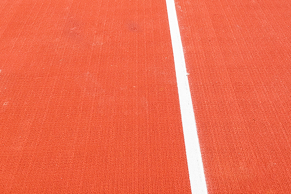 透气型塑胶跑道特点及施工工艺(图2)