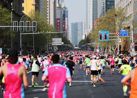 “老牌”马拉松如何跑好人气经济“新赛道”(图2)